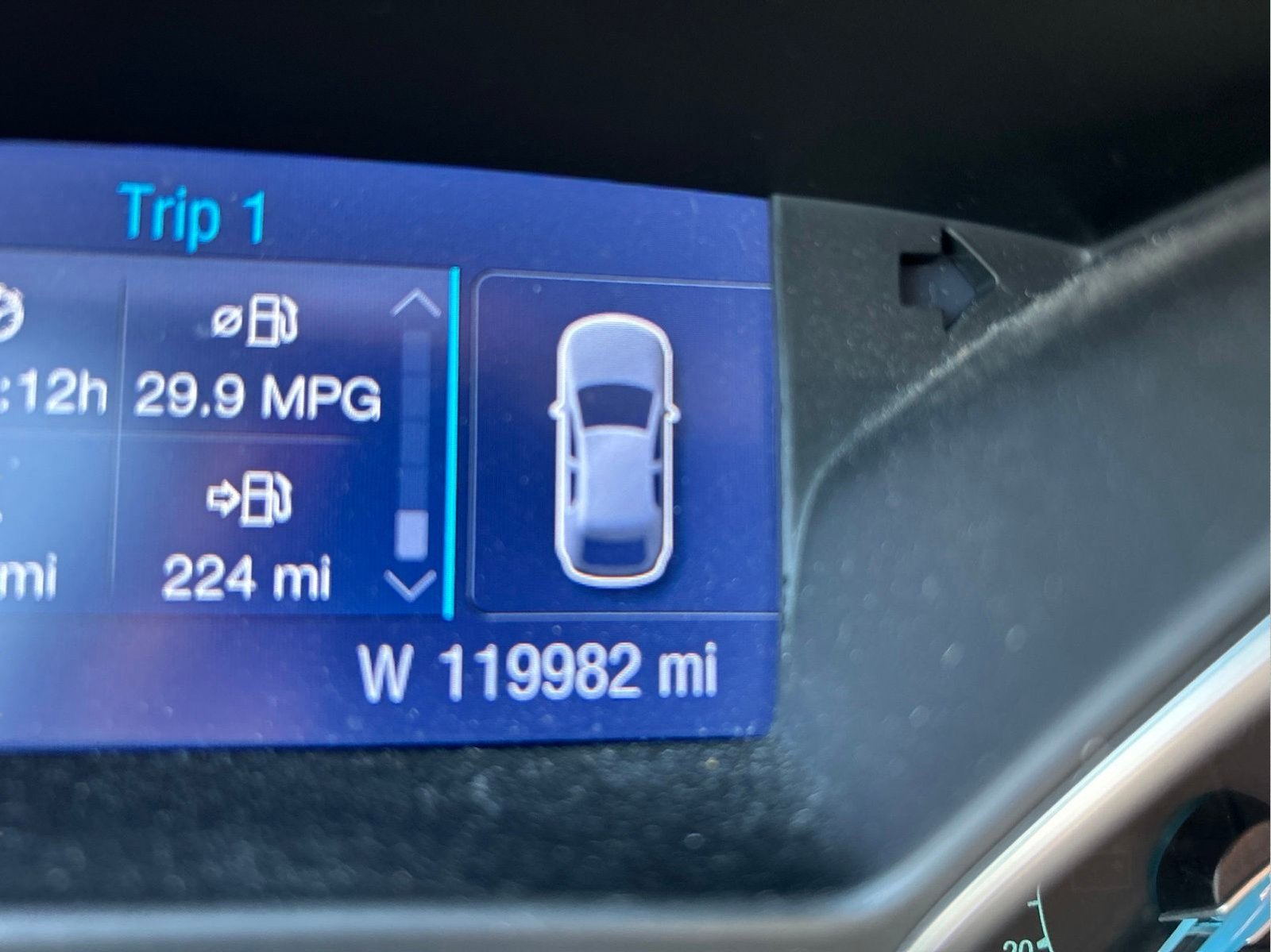 Used 2014 Ford Focus SE w/ Equipment Group 201A FWD image 28