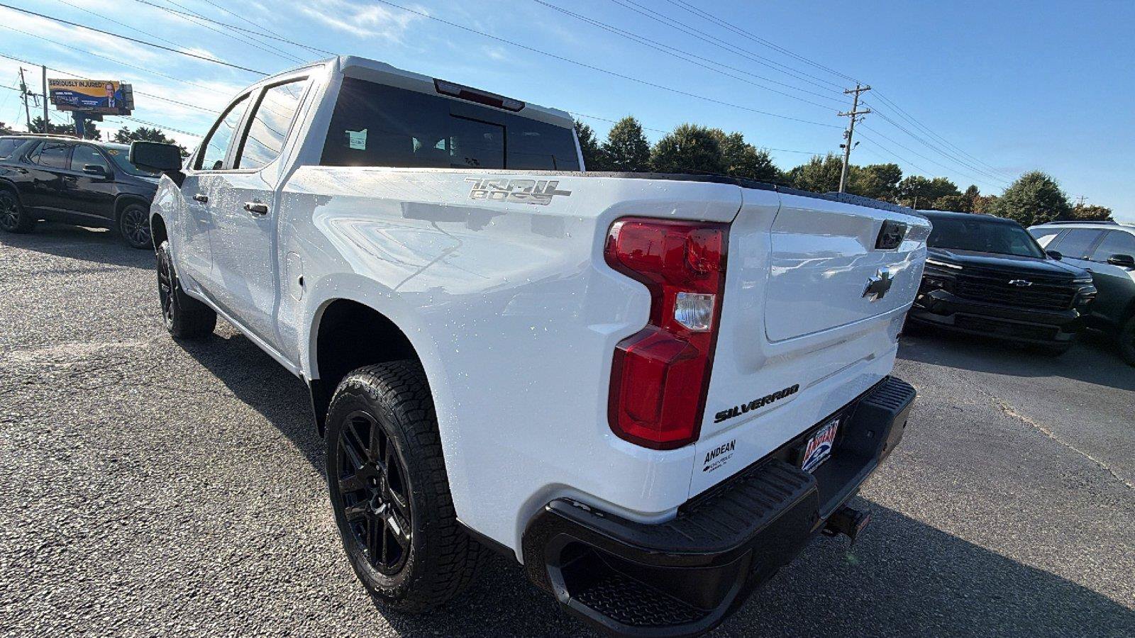 New 2026 Chevrolet Silverado 1500 LT Trail Boss w/ LT Trail Boss Premium Package AWD/4WD image 9