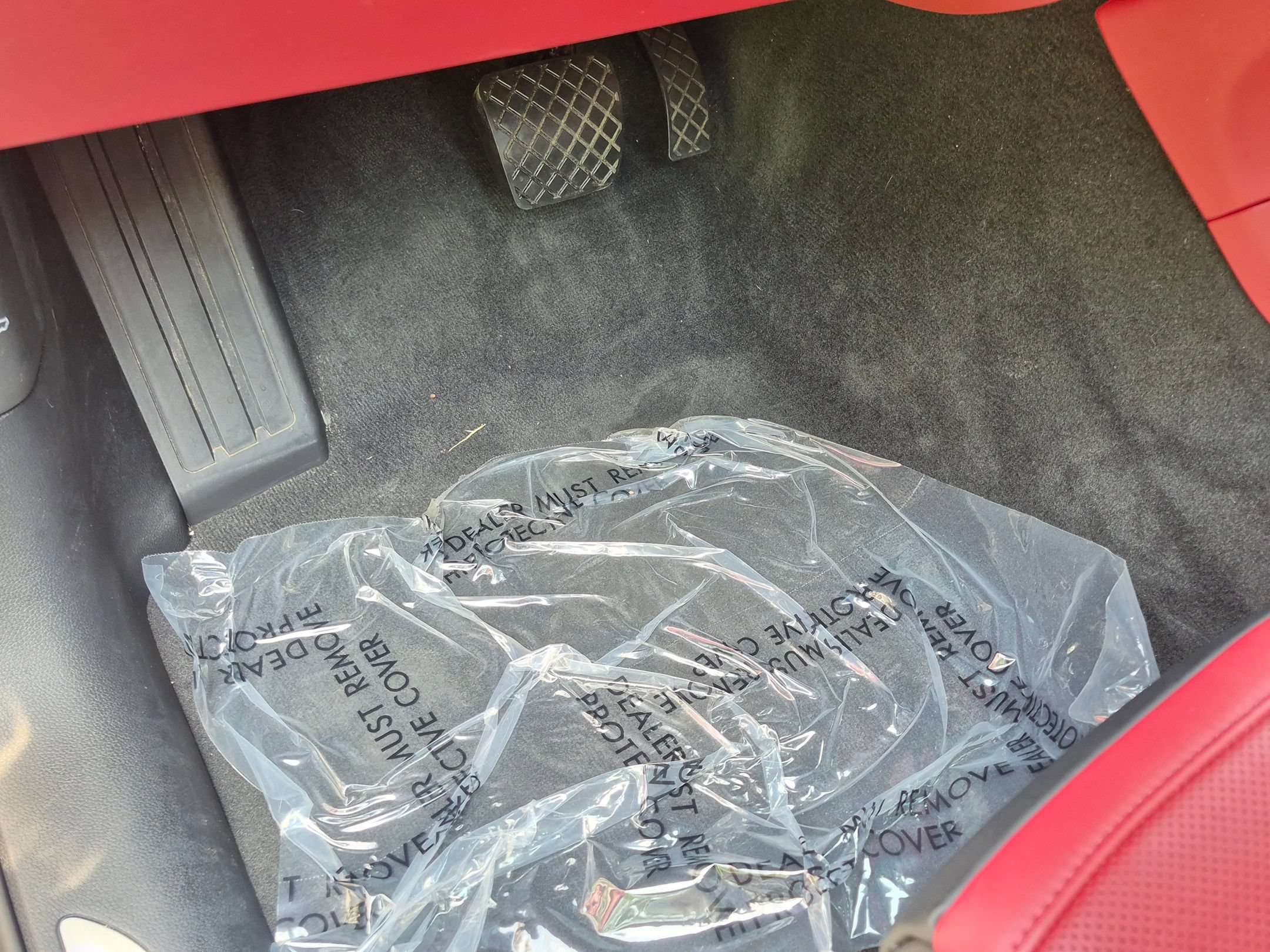 Certified 2025 Porsche Macan S AWD/4WD image 7