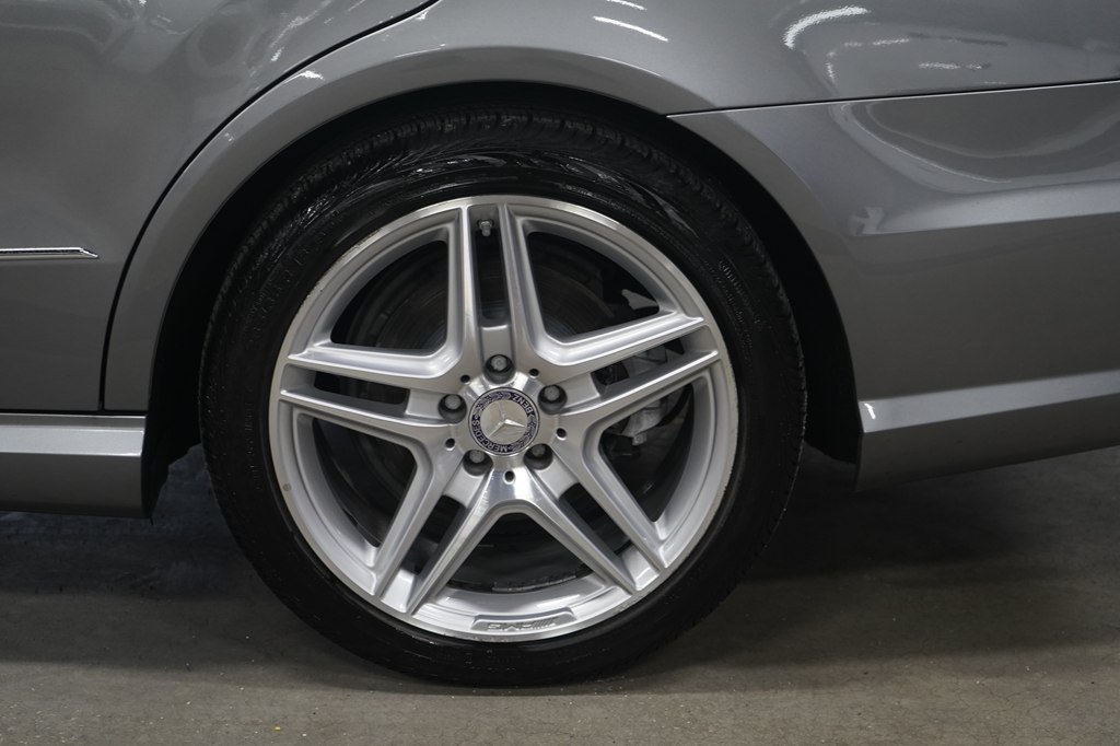 Used 2013 Mercedes-Benz E 350 Sedan image 31