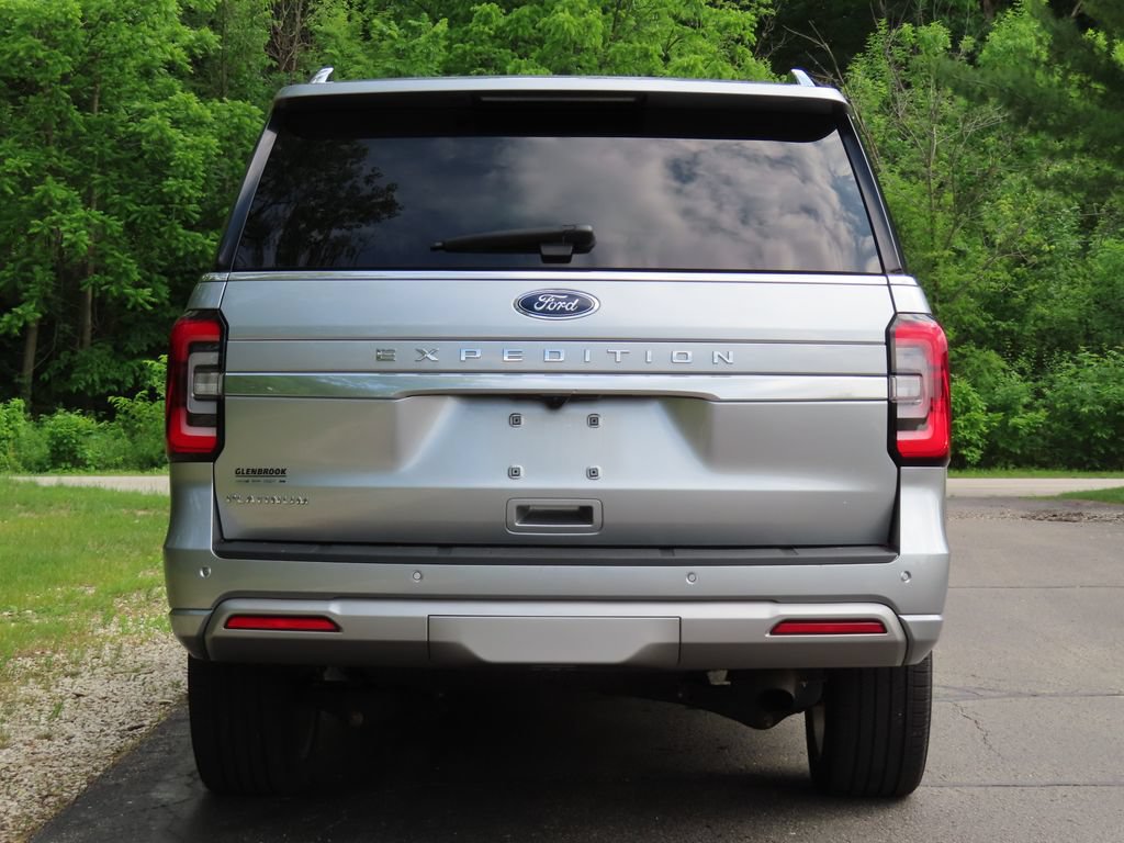 Used 2023 Ford Expedition Platinum AWD/4WD image 8
