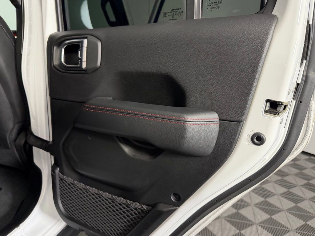 Used 2023 Jeep Wrangler Unlimited Rubicon image 30
