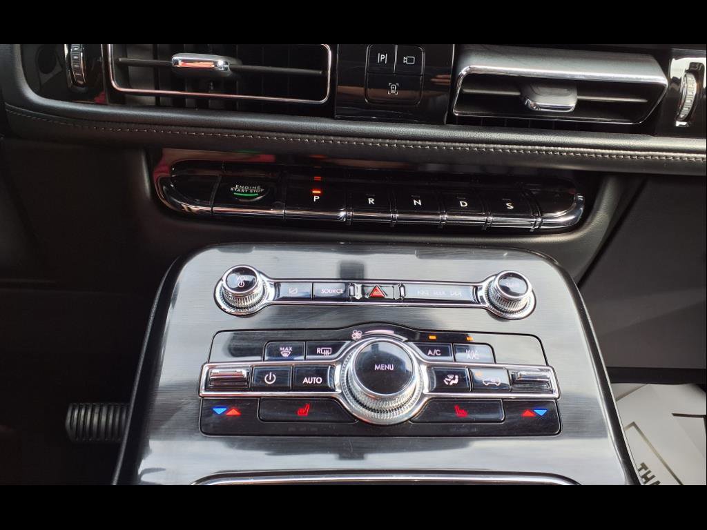 Used 2022 Lincoln Nautilus AWD w/ Premium Package image 41