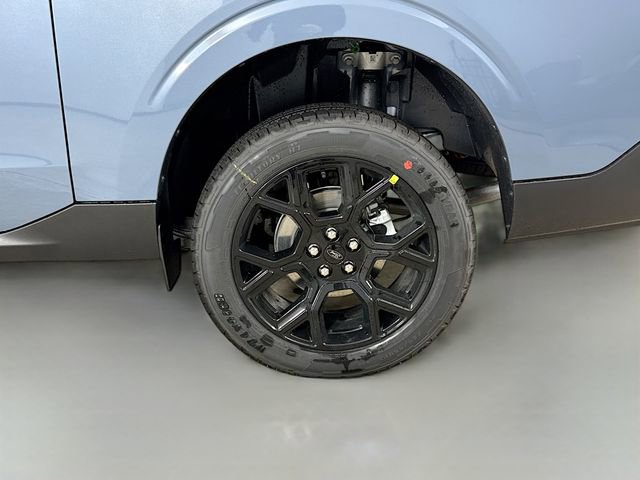 New 2026 Ford Maverick Lariat w/ Black Appearance Package image 31