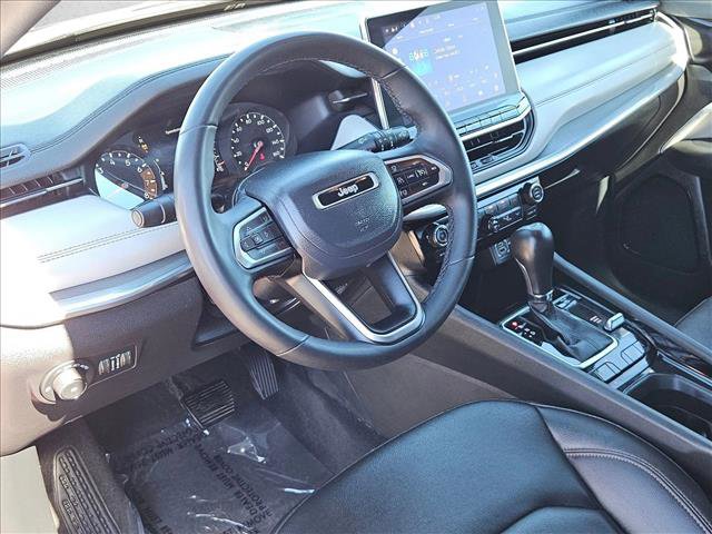 Used 2024 Jeep Compass Limited image 10