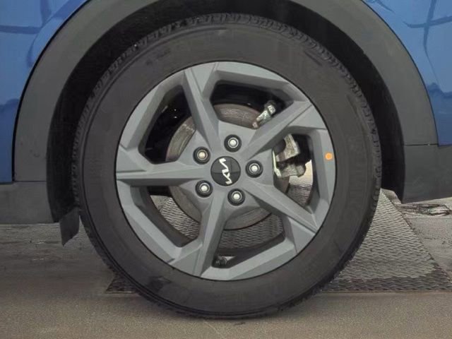 Used 2025 Kia K4 FWD image 10