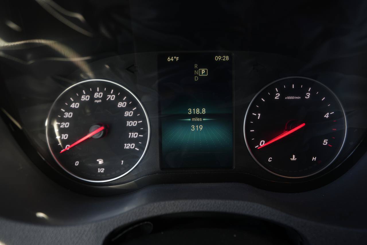 Used 2024 Mercedes-Benz Sprinter 2500 image 22