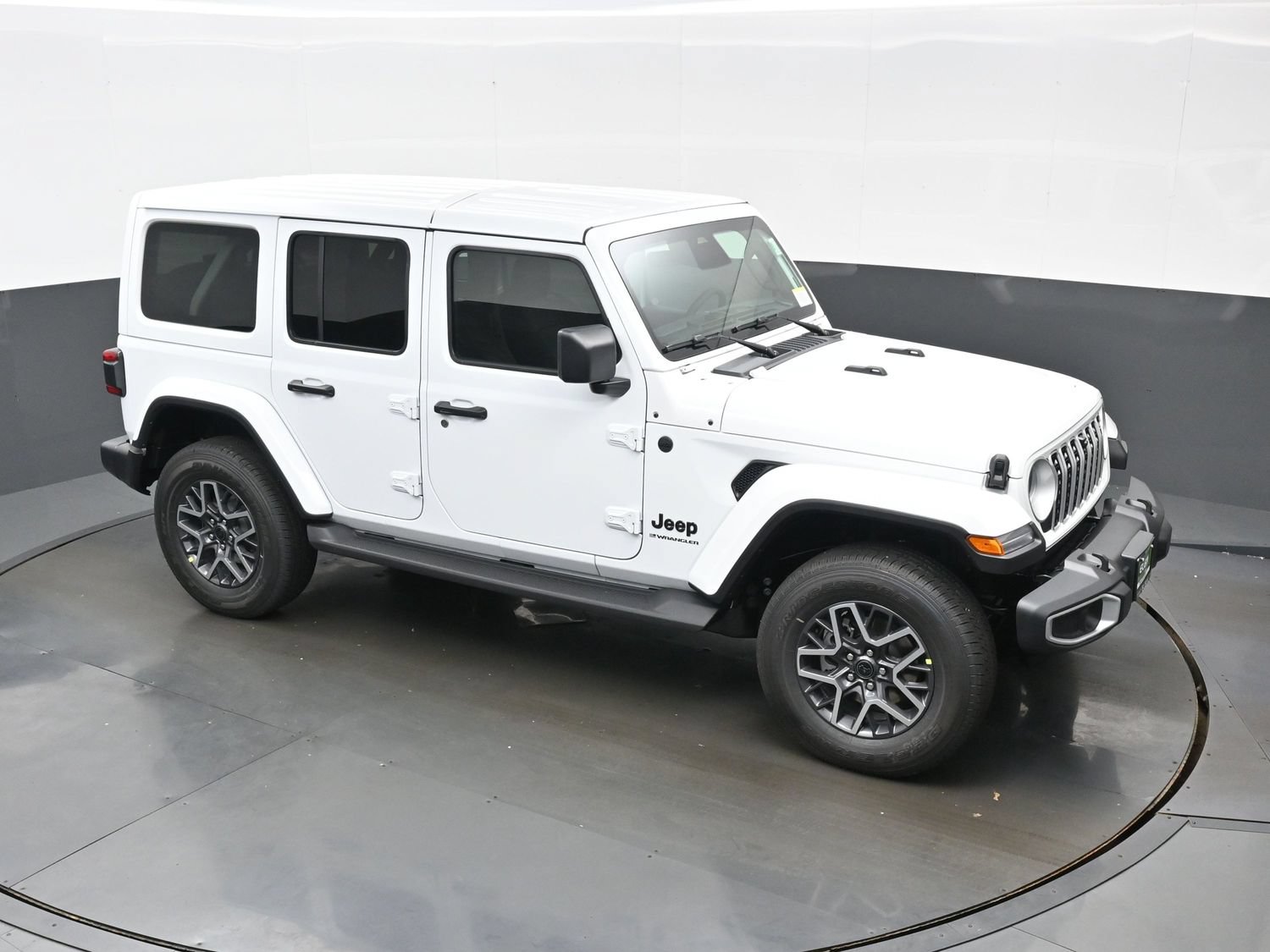 New 2026 Jeep Wrangler Unlimited Sahara AWD/4WD image 27