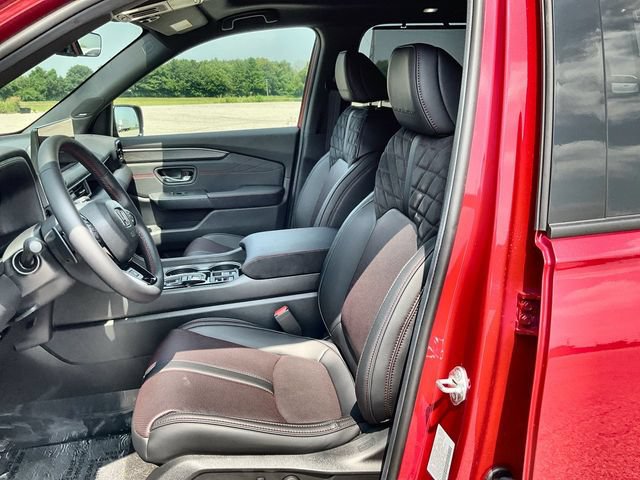 New 2026 Honda Pilot Black Edition image 19