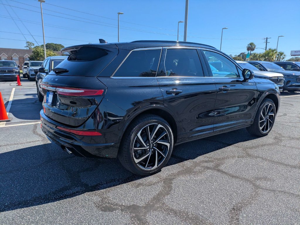 Certified 2025 Lincoln Corsair Grand Touring w/ Equipment Group 301A AWD/4WD image 5