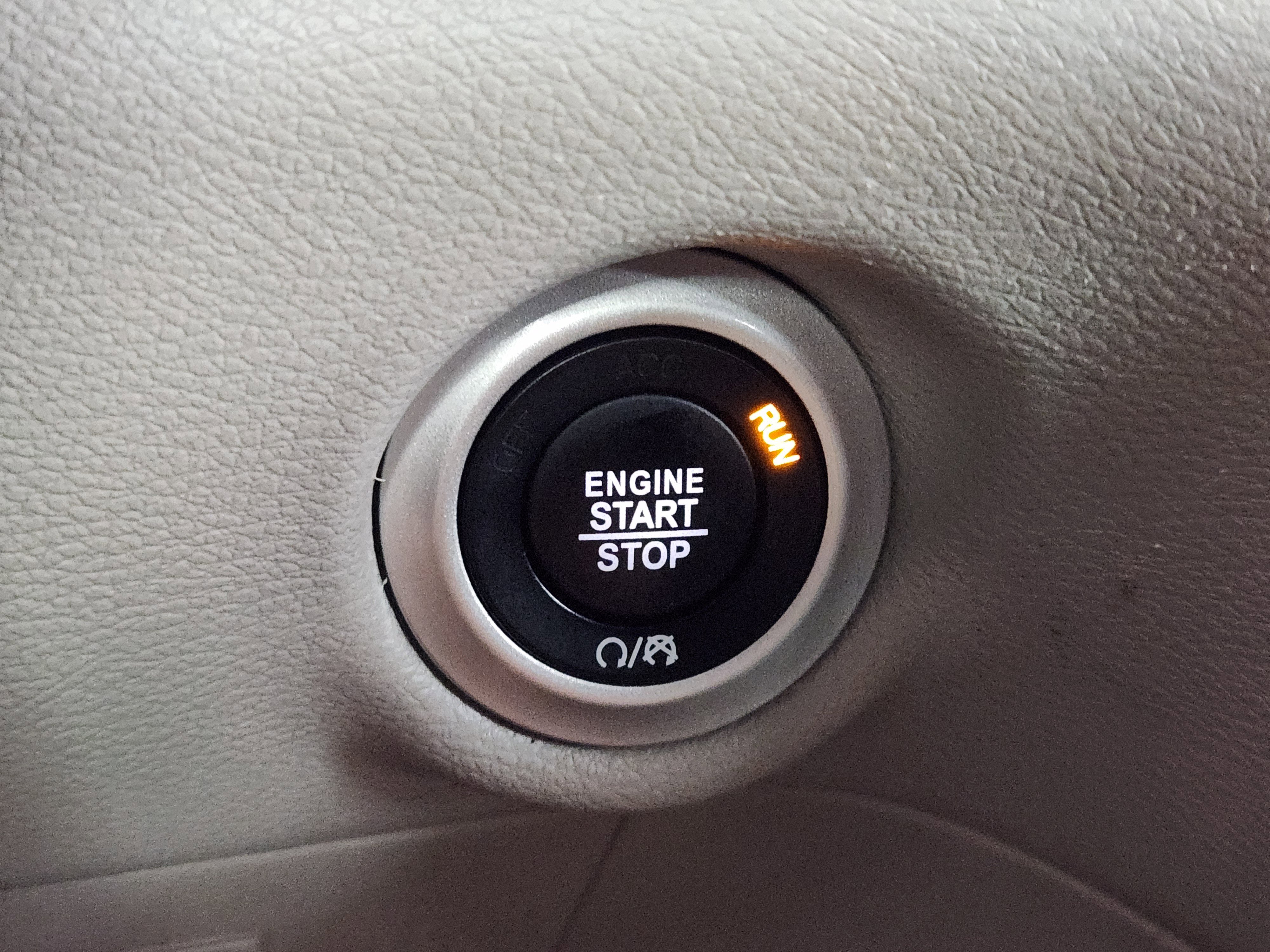 Used 2023 Chrysler Pacifica Touring-L FWD image 22