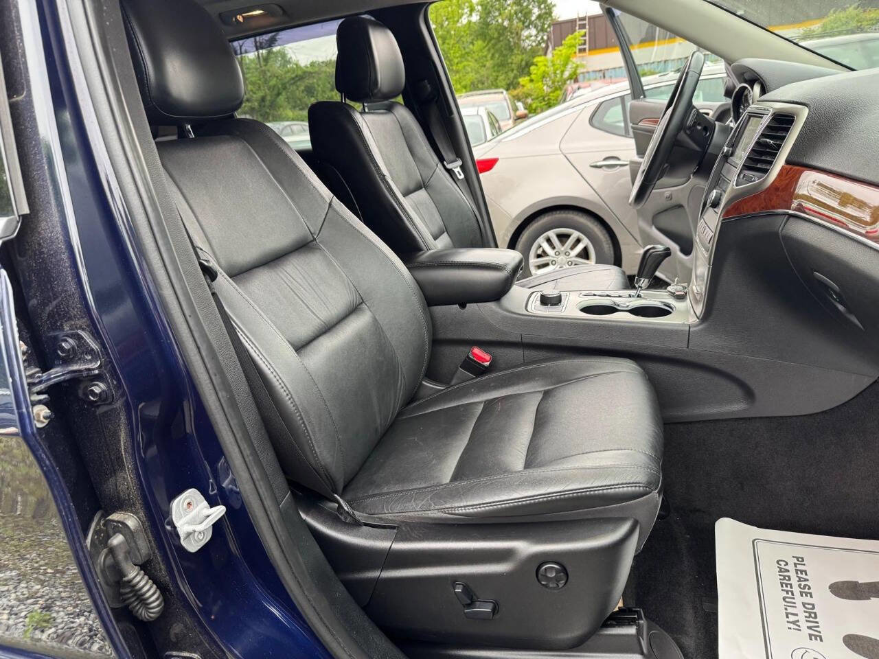 Used 2012 Jeep Grand Cherokee Limited image 27