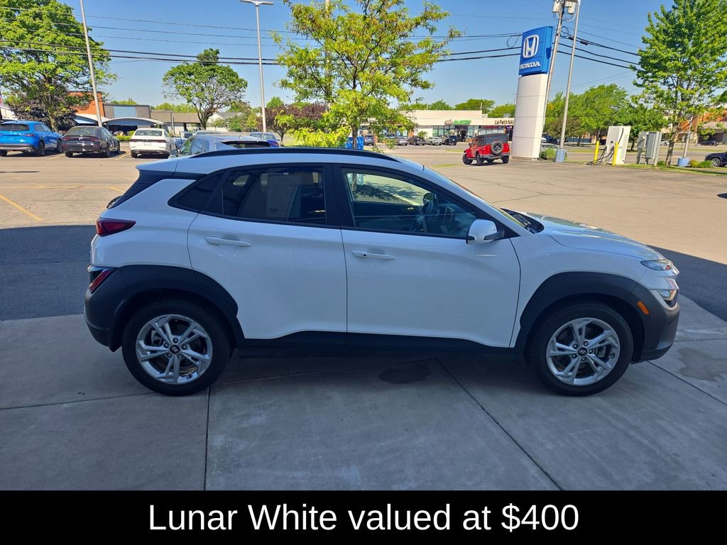 Used 2022 Hyundai Kona SEL w/ Winter Weather Package AWD/4WD image 2