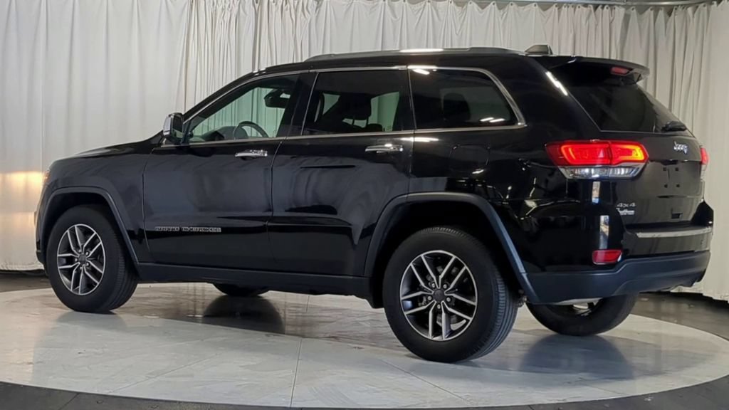 Used 2021 Jeep Grand Cherokee Limited AWD/4WD image 8