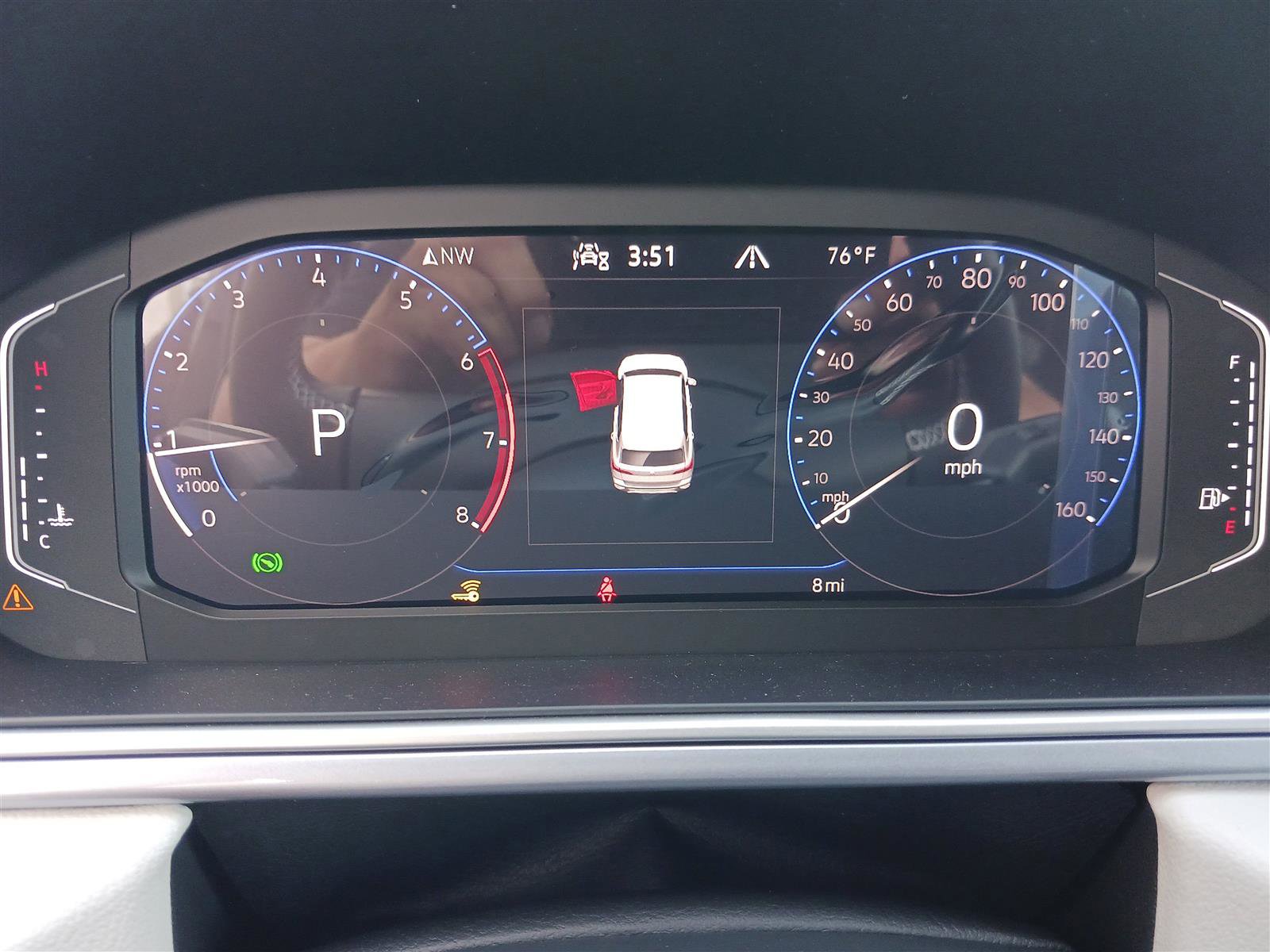 New 2025 Volkswagen Taos SEL image 17