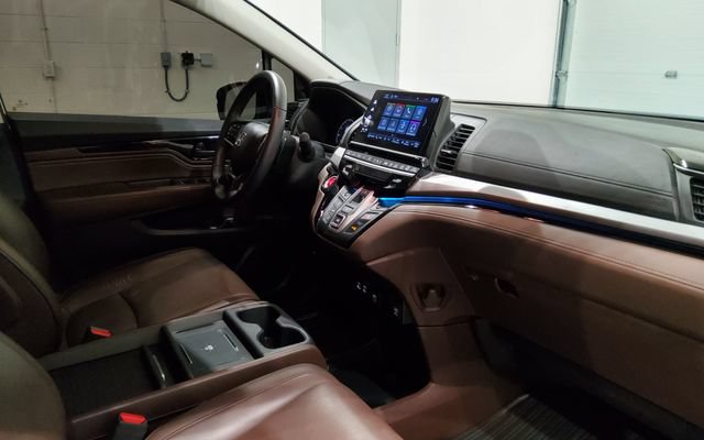 Used 2025 Honda Odyssey Touring image 17