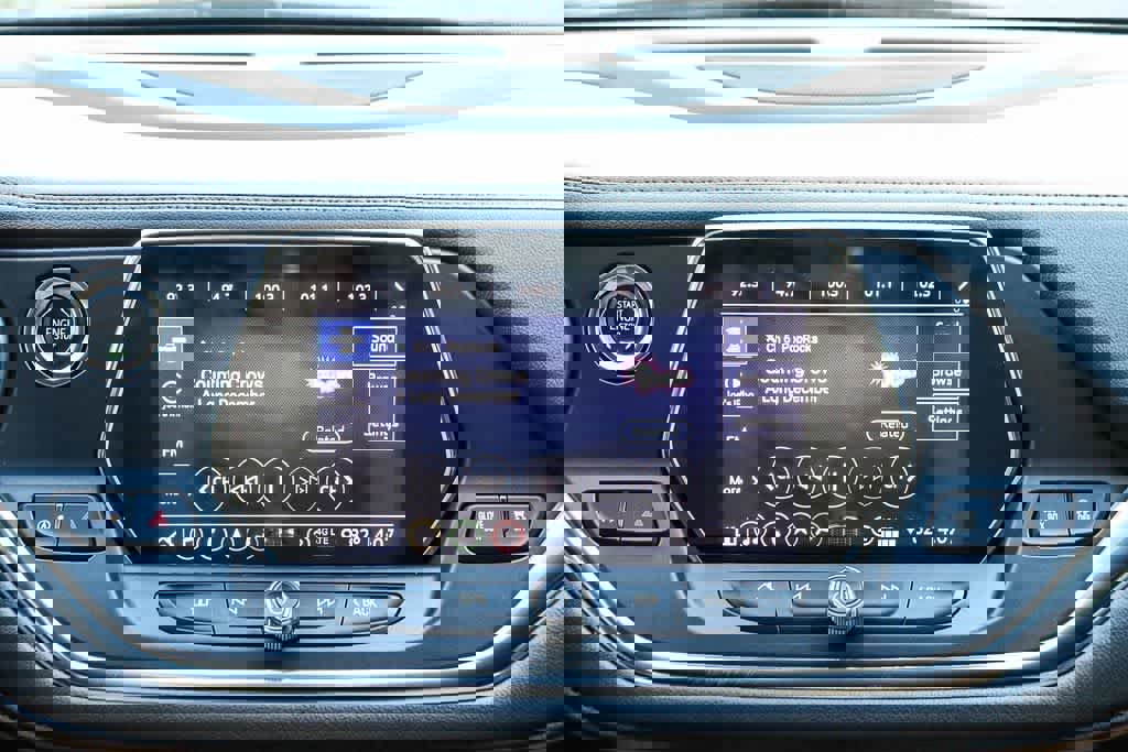 Used 2022 Chevrolet Blazer Premier w/ LPO, Sport Package image 14