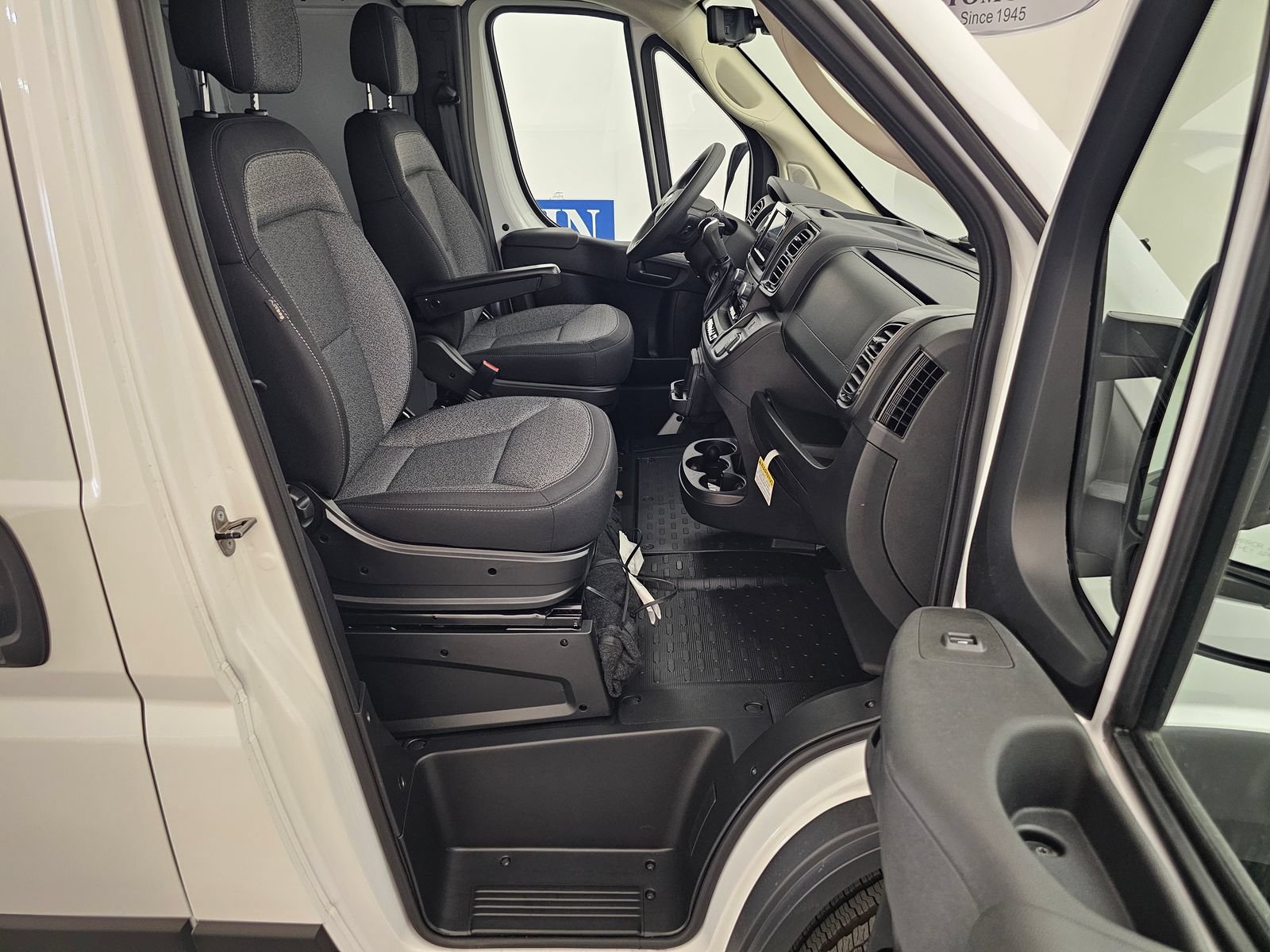 New 2026 RAM ProMaster 3500 FWD image 27