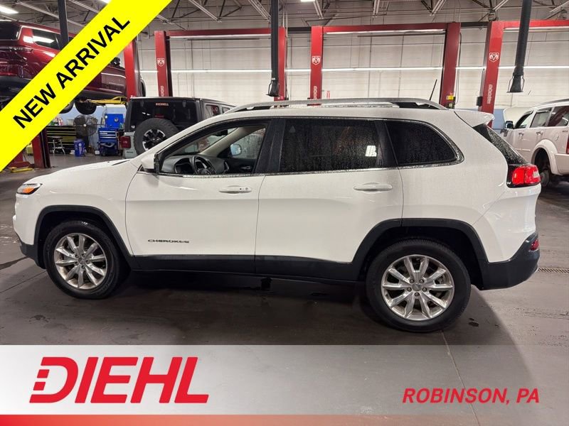 Used 2017 Jeep Cherokee Limited AWD/4WD image 8