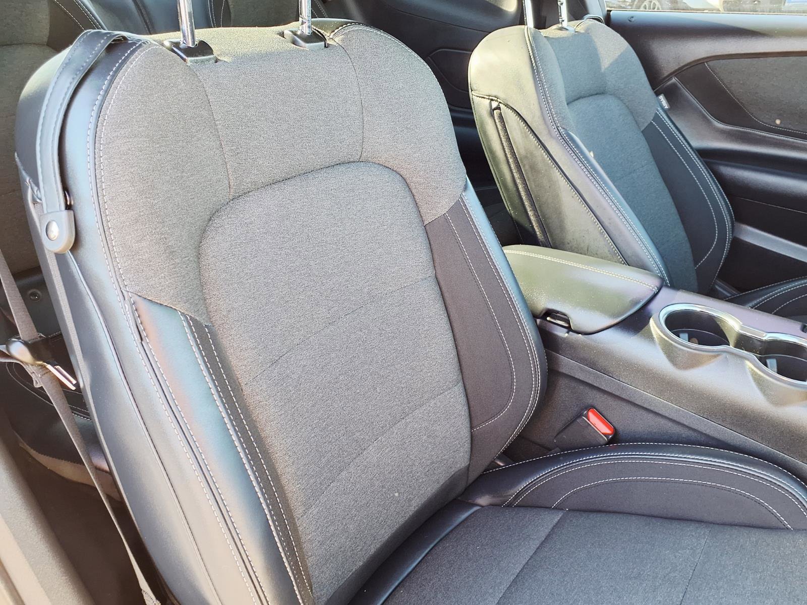 Used 2025 Ford Mustang Coupe image 12