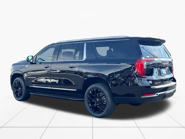 New 2026 GMC Yukon XL Elevation w/ Elevation Premium Package AWD/4WD image 3