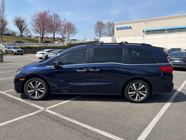 Used 2023 Honda Odyssey Touring image 4