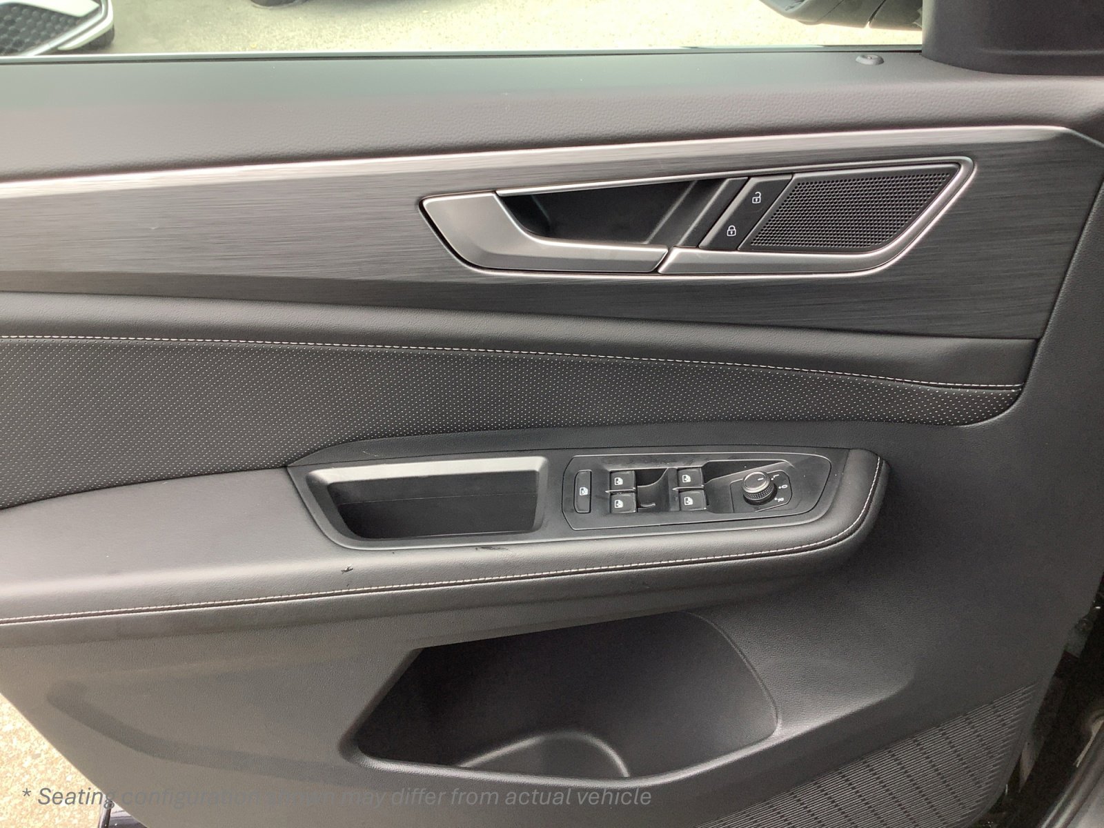 New 2026 Volkswagen Atlas Cross Sport SE image 28