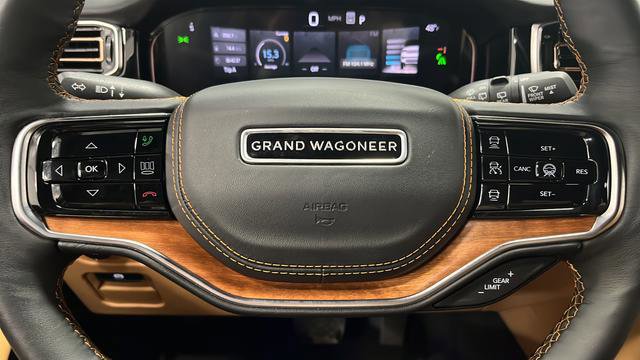 Used 2024 Jeep Grand Wagoneer Series III image 16