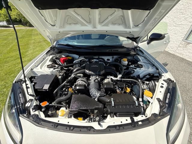 Used 2022 Toyota GR86 Premium w/ ALL Weather Mat Package (TMS) RWD image 17