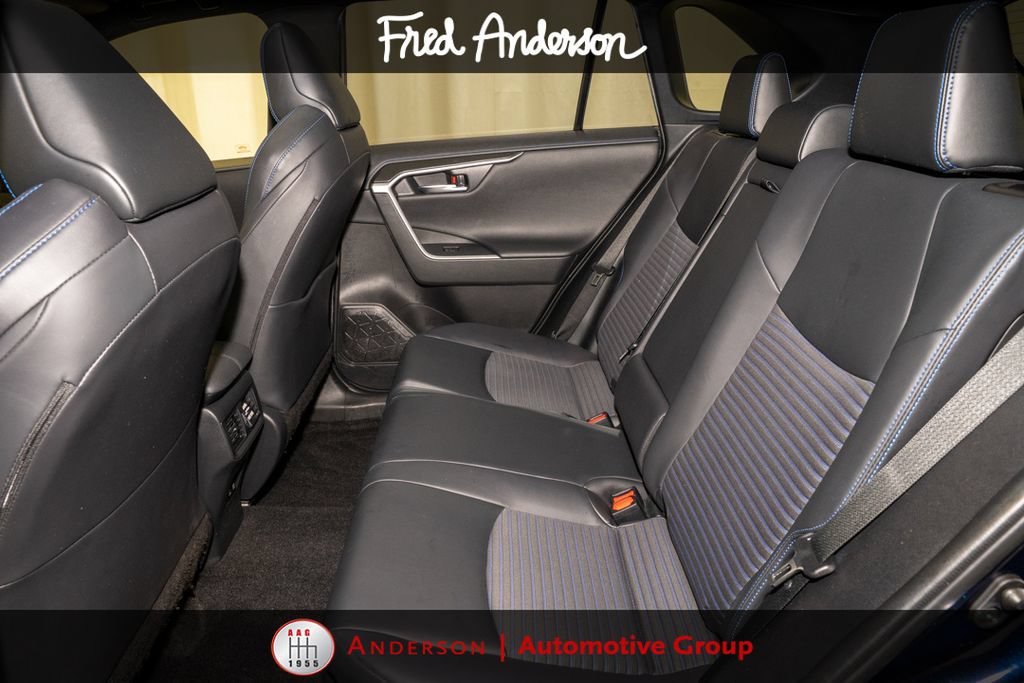 Used 2020 Toyota RAV4 XSE w/ XSE Grade Weather Package AWD/4WD image 9