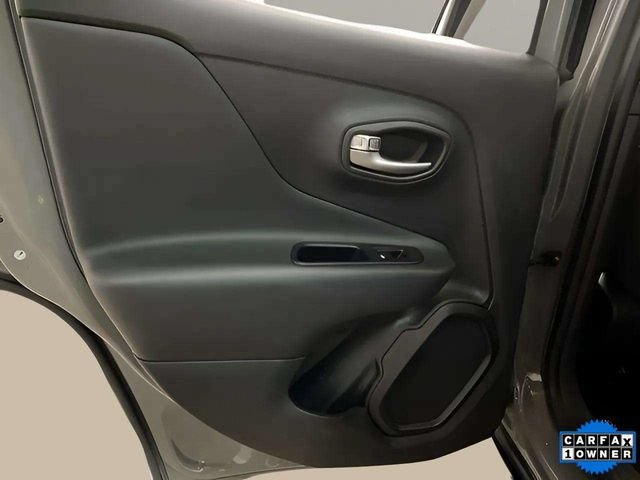 Used 2022 Jeep Renegade Latitude AWD/4WD image 20