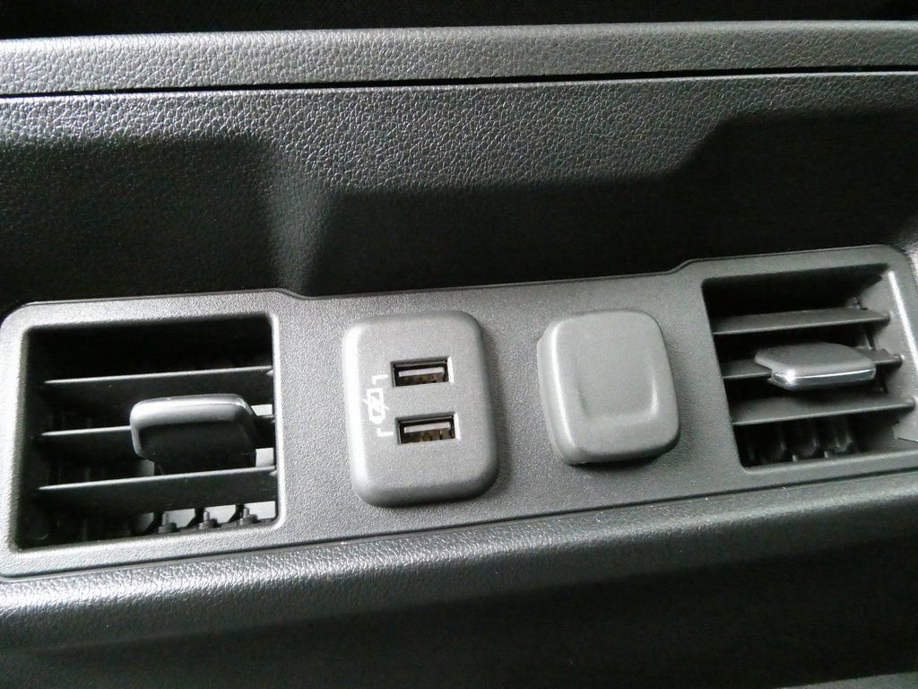 Certified 2022 Chevrolet Silverado 1500 LT image 19