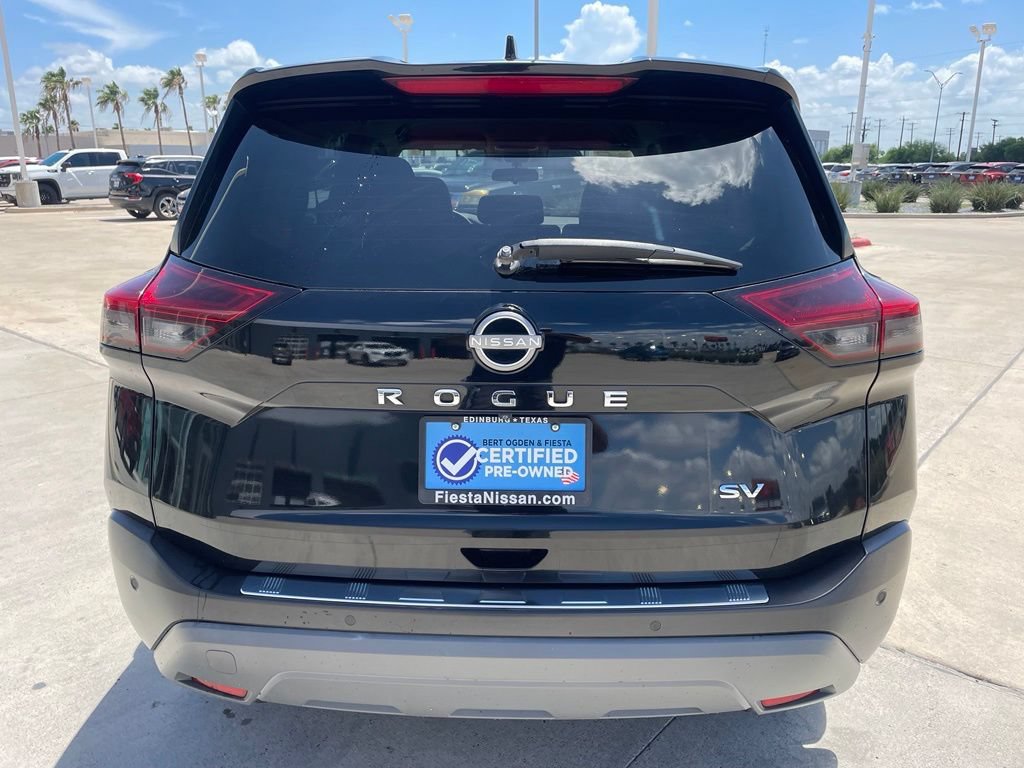 Certified 2022 Nissan Rogue SV FWD image 6
