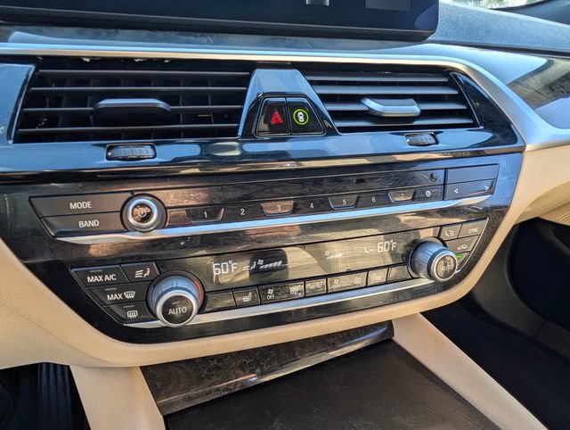 Used 2023 BMW 530e w/ Premium Package RWD image 24
