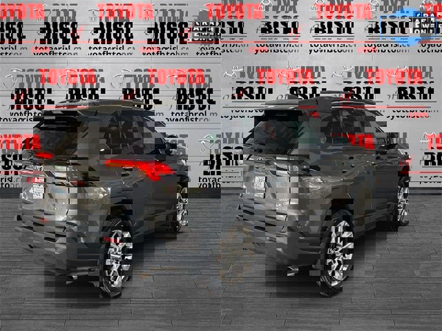 Used 2023 Toyota RAV4 XLE Premium image 3