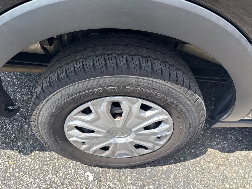 Used 2019 Ford Transit 350 XLT RWD image 16