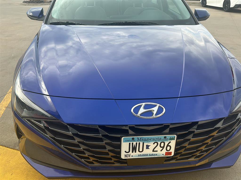 Used 2023 Hyundai Elantra Limited image 7