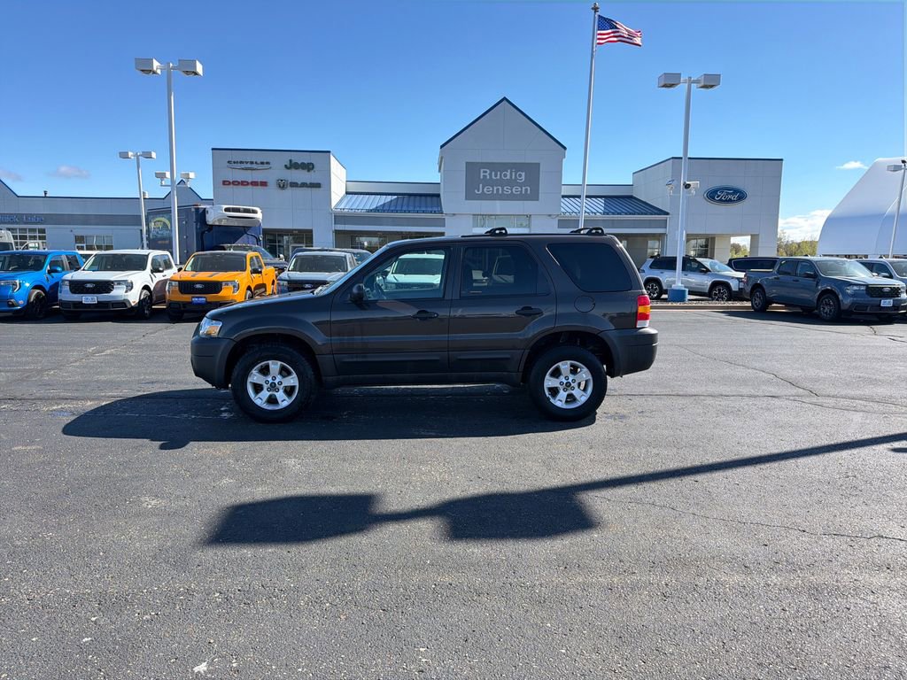 Used 2007 Ford Escape XLT FWD image 2