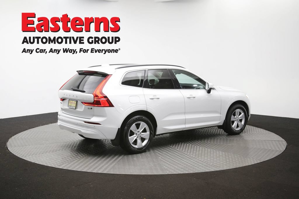Used 2022 Volvo XC60 B5 Momentum AWD/4WD image 46