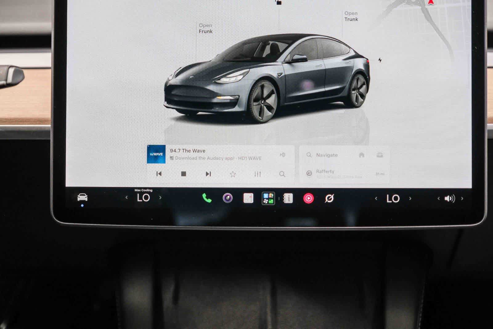 Used 2022 Tesla Model 3 Long Range AWD/4WD image 17