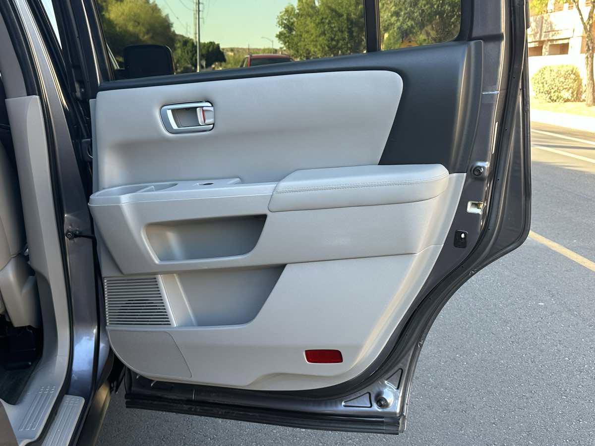 Used 2014 Honda Pilot EX-L image 47
