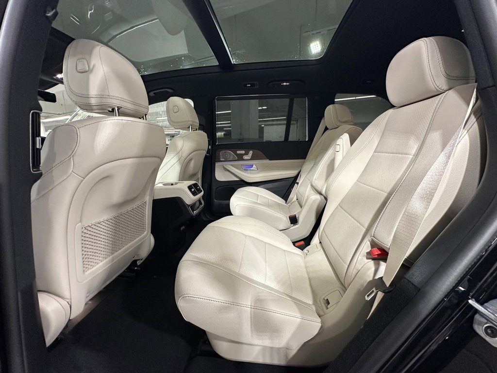 New 2026 Mercedes-Benz GLS 450 4MATIC image 18