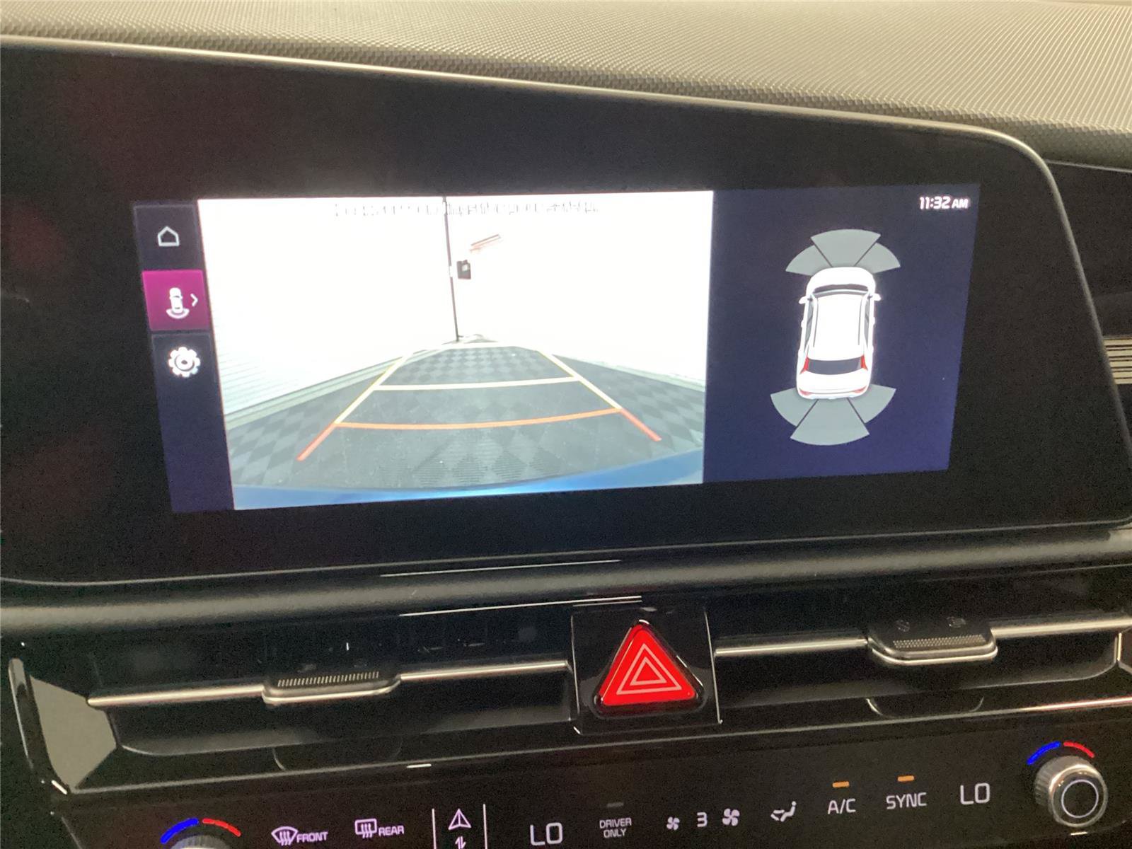 New 2026 Kia Niro SX Touring FWD image 17