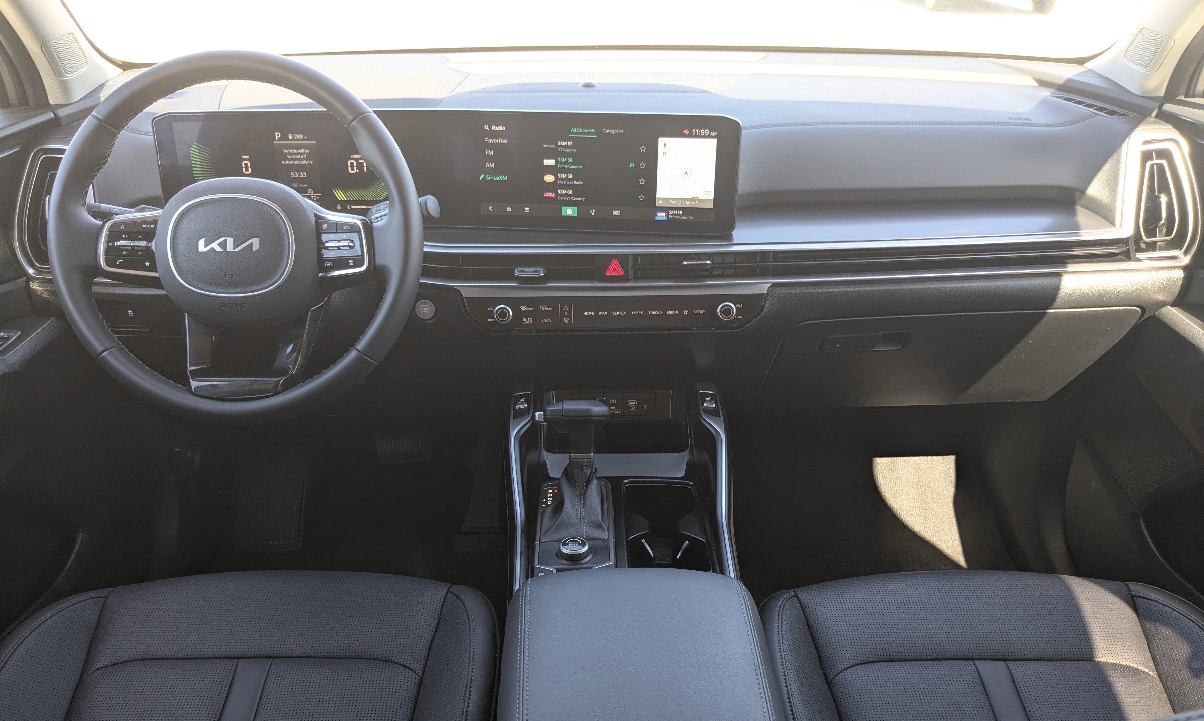 Certified 2025 Kia Sorento S w/ Panoramic Sunroof Package image 21