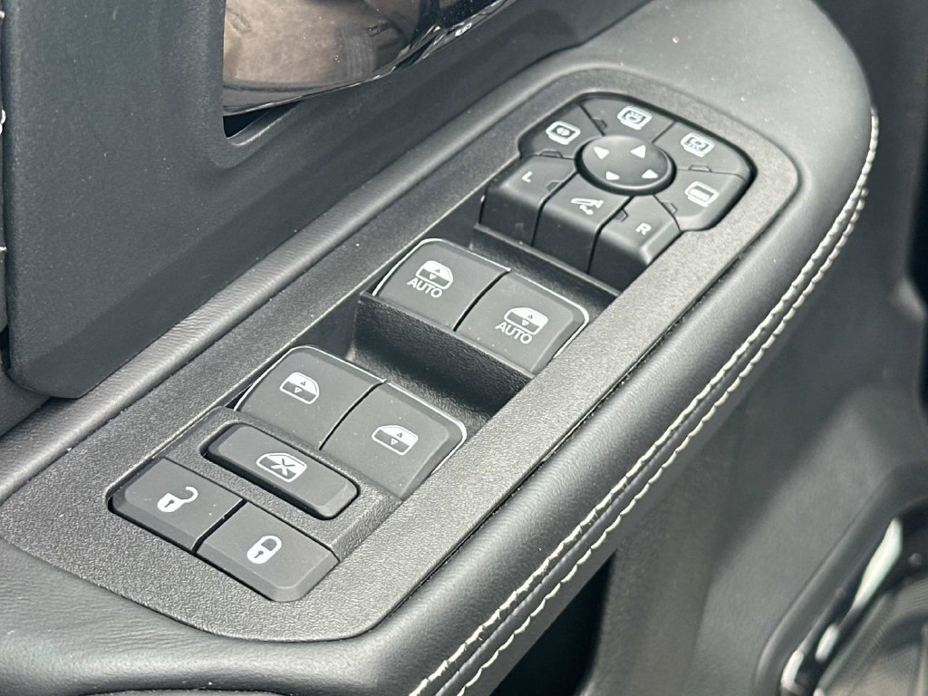 New 2026 RAM 3500 Limited AWD/4WD image 21