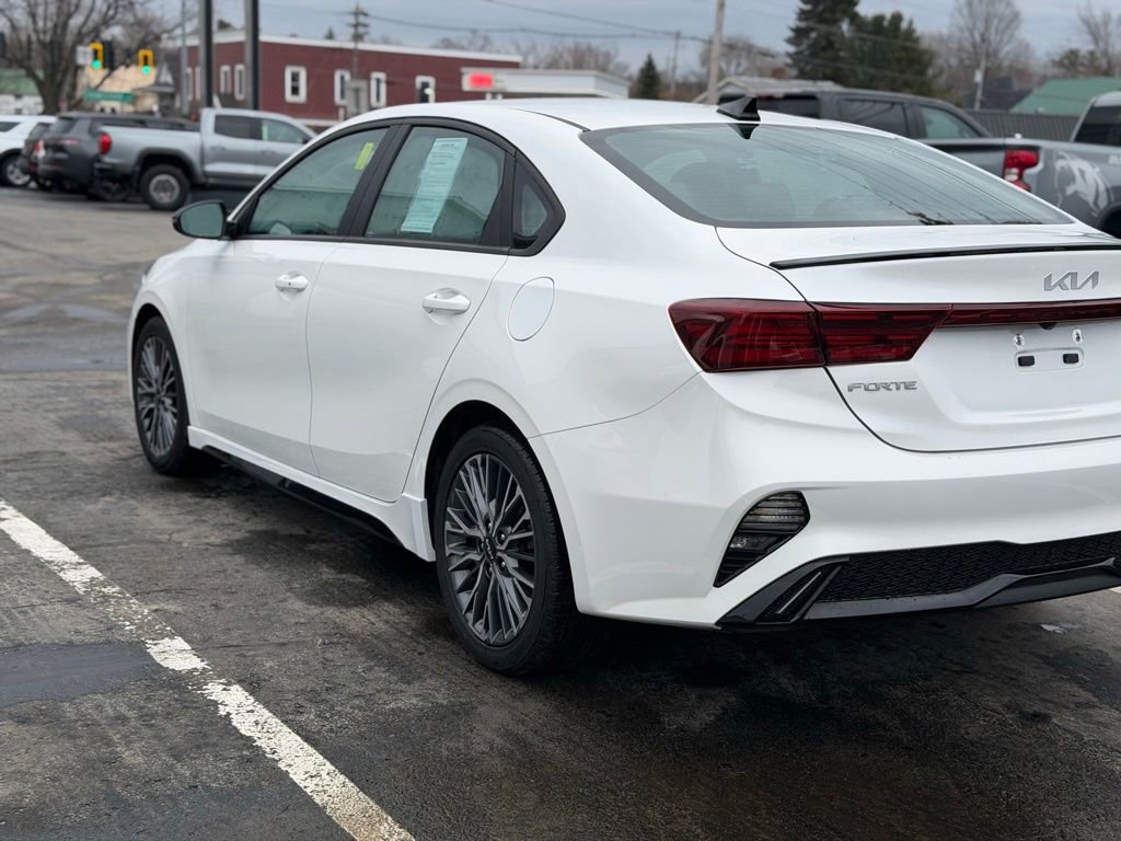 Used 2023 Kia Forte GT-Line w/ GT-Line Premium Package image 7