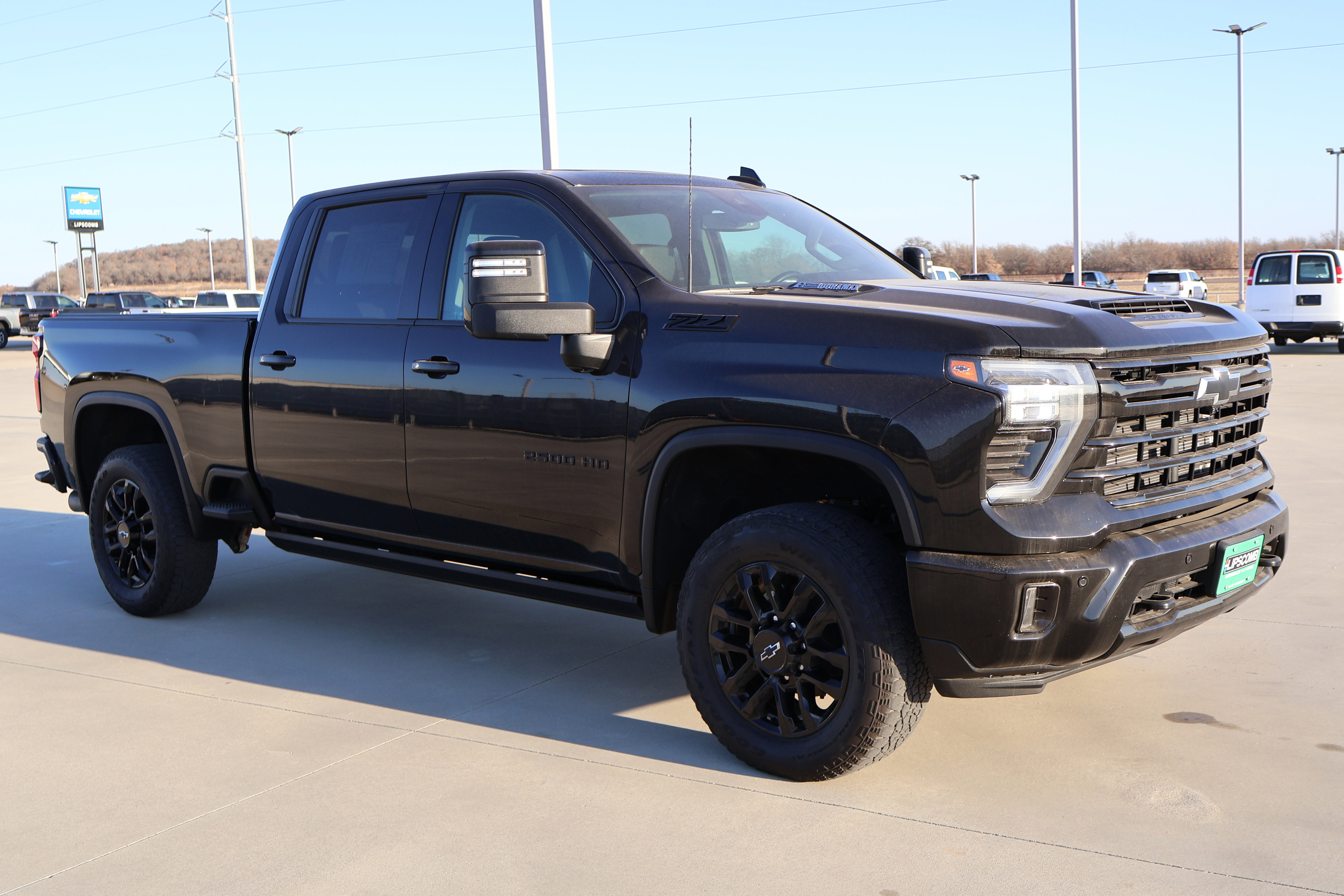 Used 2024 Chevrolet Silverado 2500 LTZ w/ LTZ Plus Package image 6