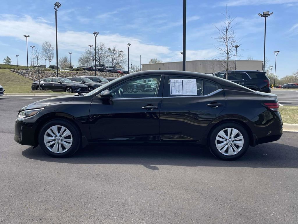 Used 2025 Nissan Sentra S image 6