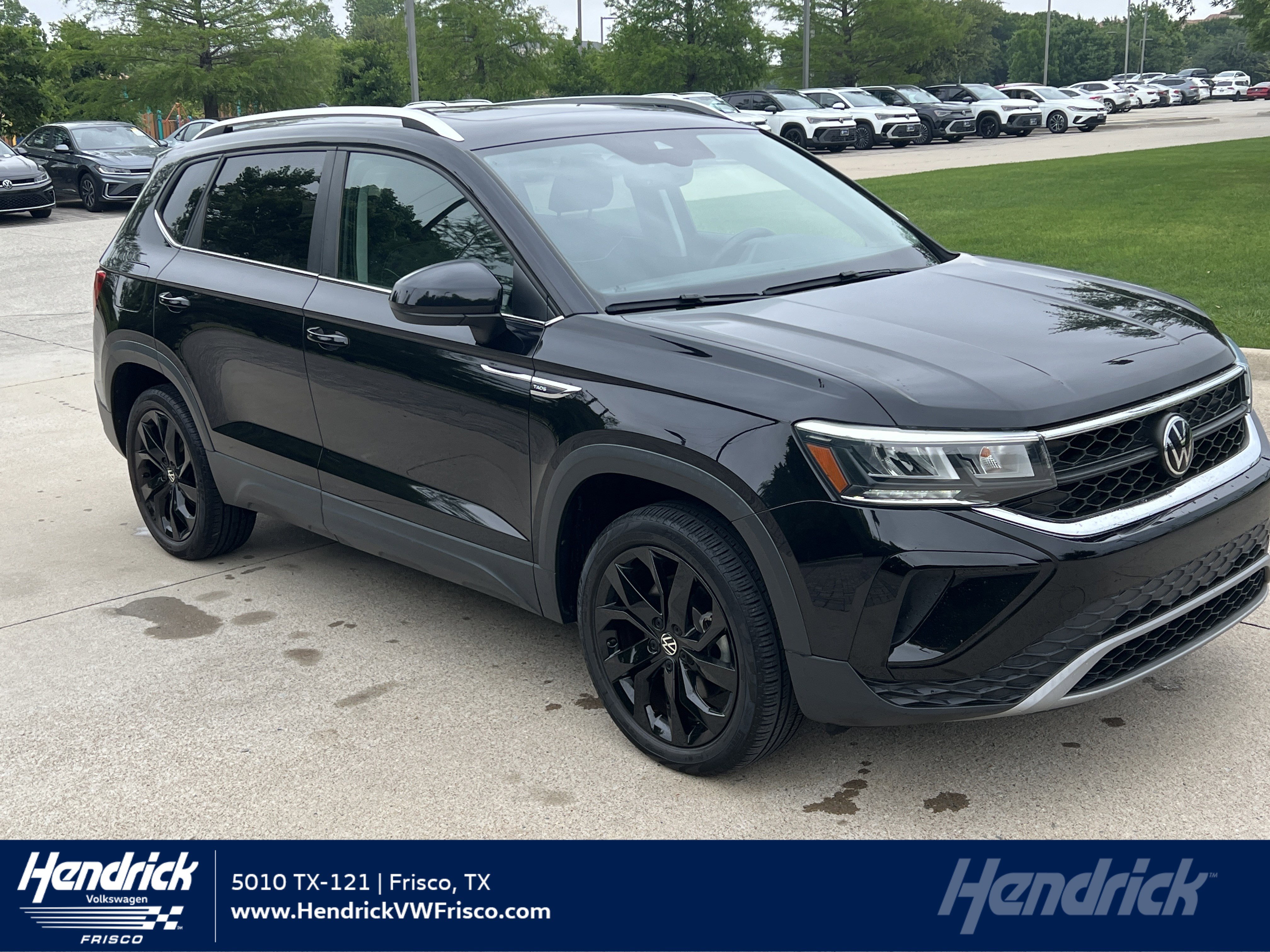 Certified 2023 Volkswagen Taos SE w/ Panoramic Sunroof Package