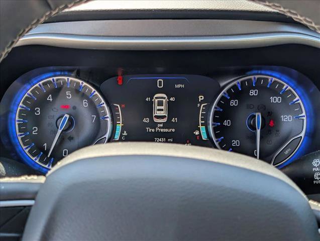 Used 2023 Chrysler Pacifica Touring-L FWD image 11
